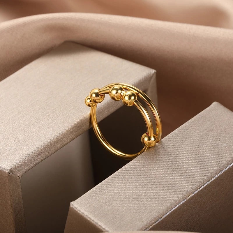 Gold fidget ring | Ahoa